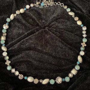 Sorrelli Necklace (Turquoise color & White color stones)